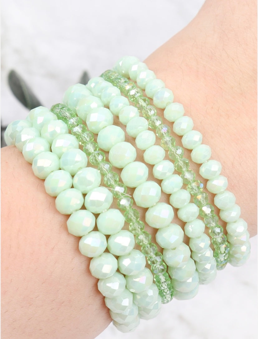 Minty stack arm Candi